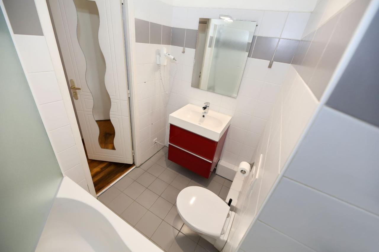 502- Studio De Charme Dans Quartier Anime Paris 5 Apartment ภายนอก รูปภาพ